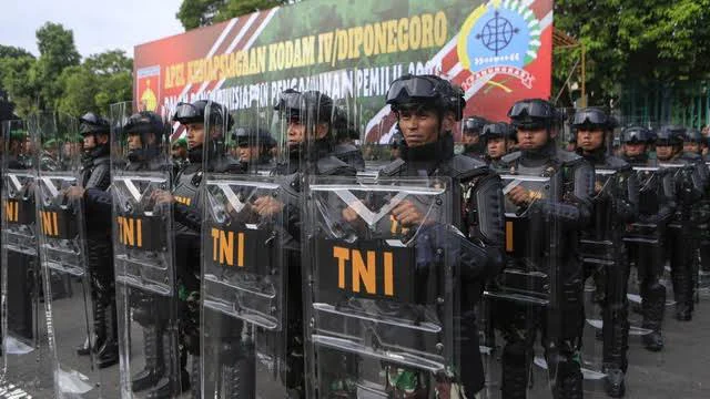 bimbel masuk tni polri