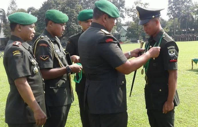 bimbel tni polri terbaik