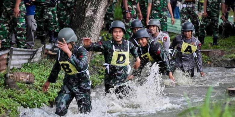 buku bimbel tni polri
