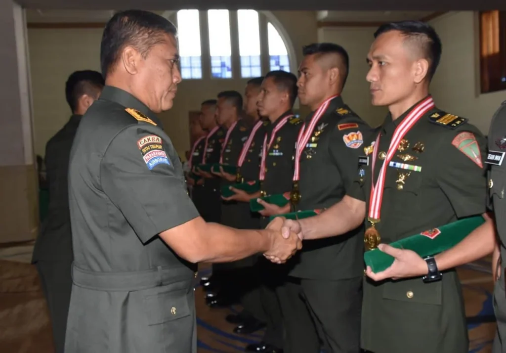 Pangkat dan Jabatan TN