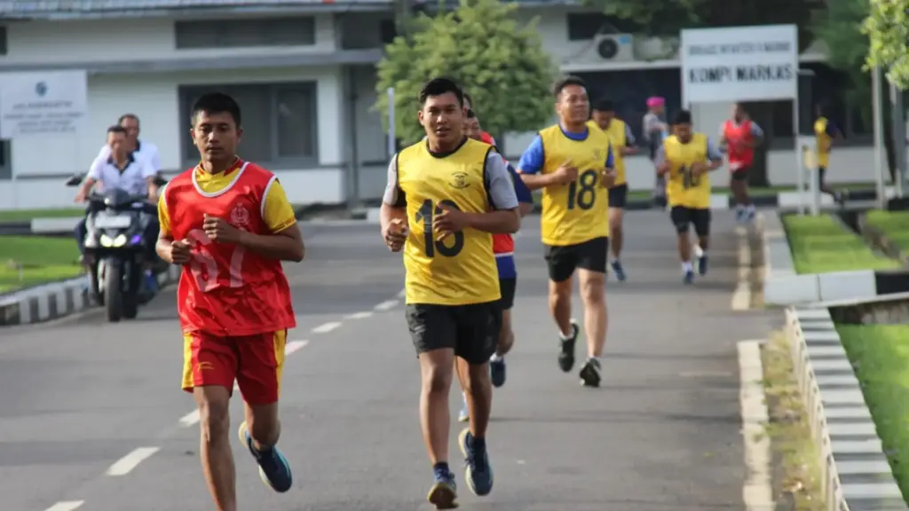 Cara lulus tes fisik TNI